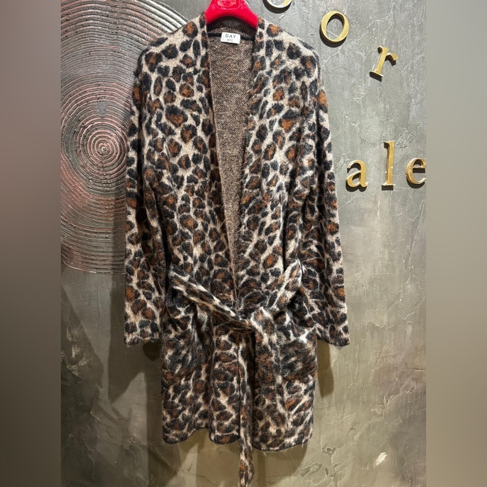 NWOT day Birger ET Mikkelsen Leopard Print Women's cardigan size S-M - Picture 2 of 5